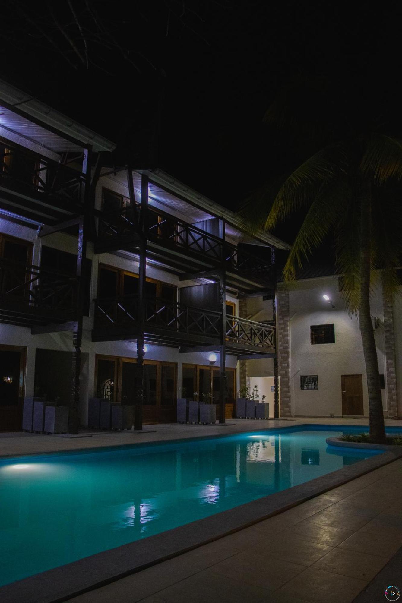 Hotel Baobab Cafe Morondava Exteriér fotografie