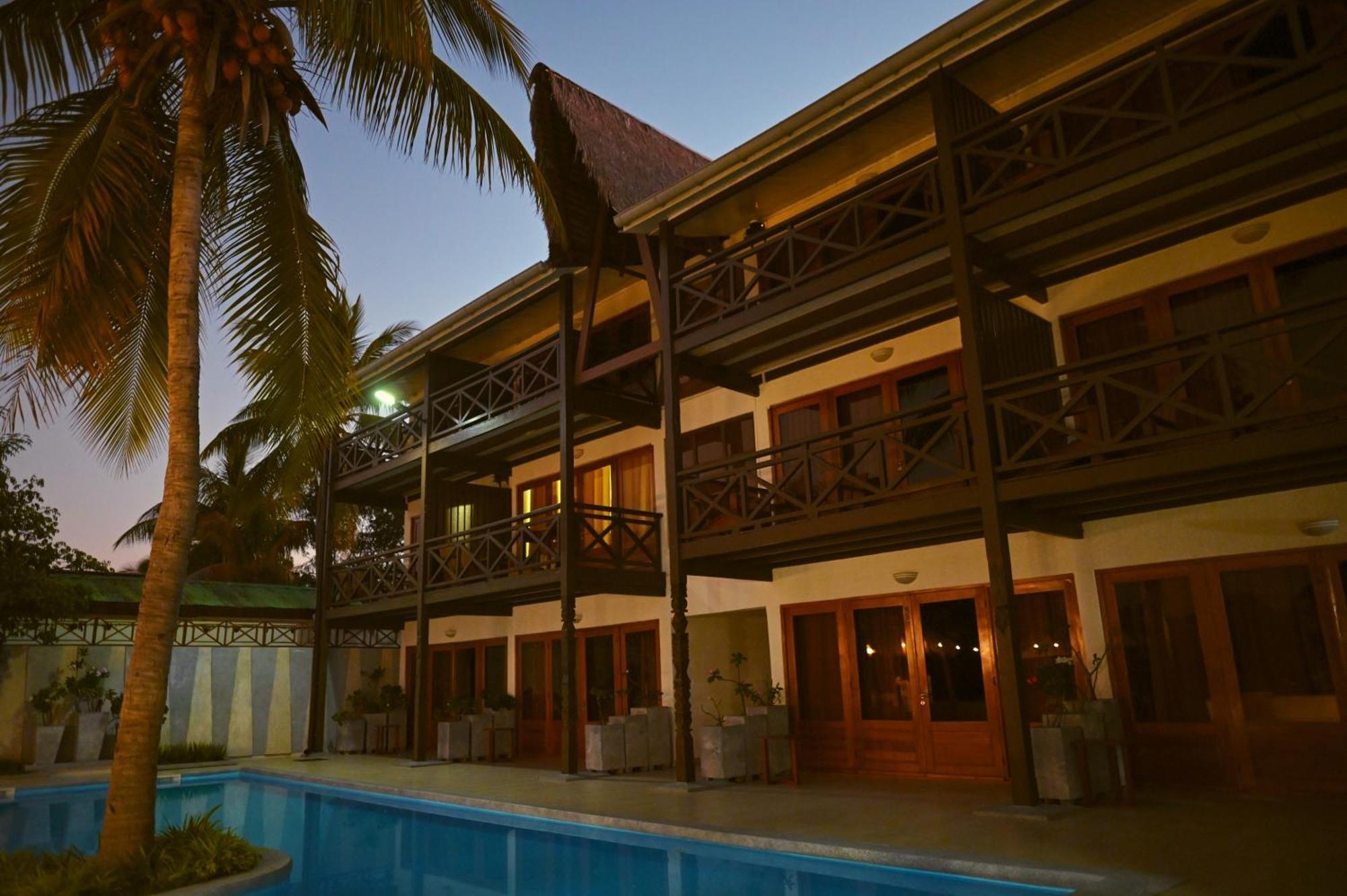 Hotel Baobab Cafe Morondava Exteriér fotografie