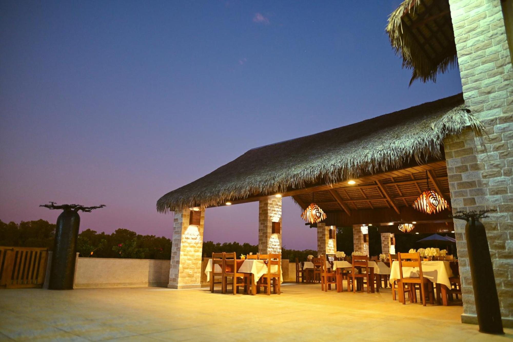 Hotel Baobab Cafe Morondava Exteriér fotografie